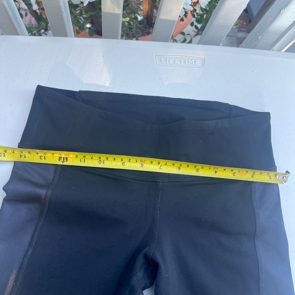ALO Yoga Black Leggings Women’s Size Small - Picture 5 of 10